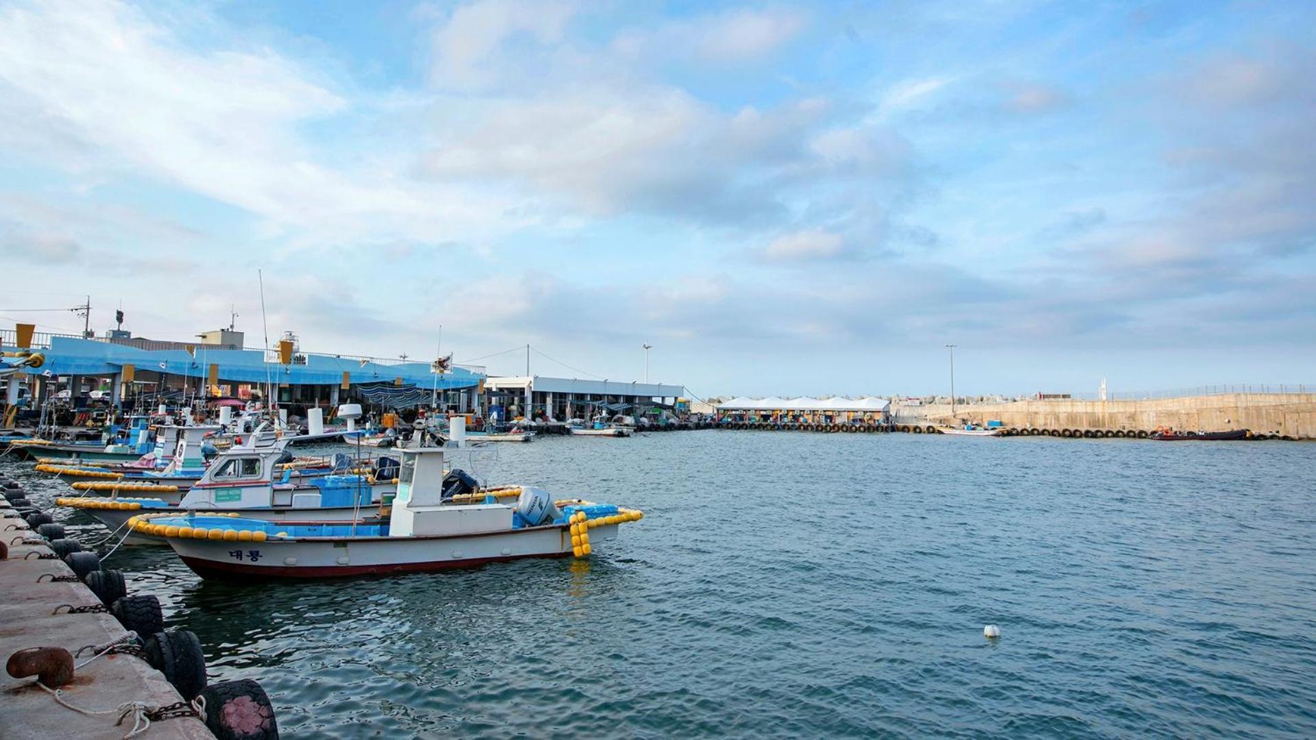 Gangneung Jumunjin Lighthouse Pension Buitenkant foto